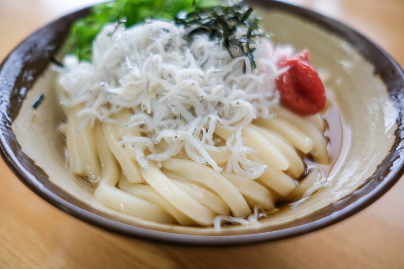 めりけんや丸亀店の店舗限定メニュー梅しらすぶっかけ